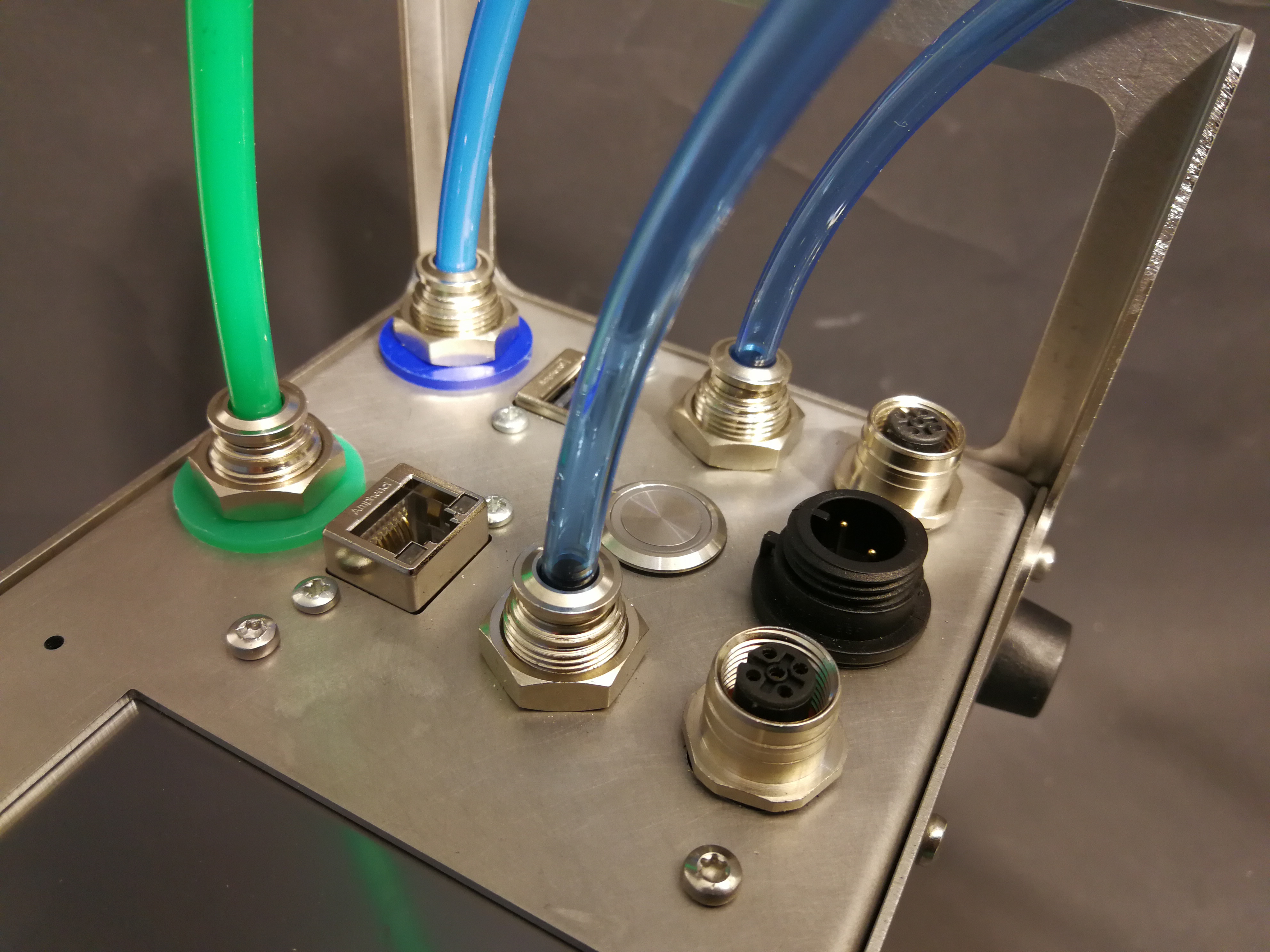 Atropos Hose Mounting